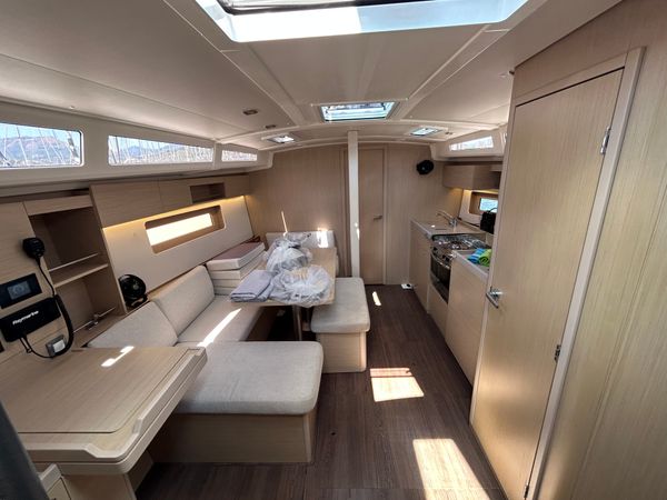 Beneteau Oceanis 37.1 | Scilla