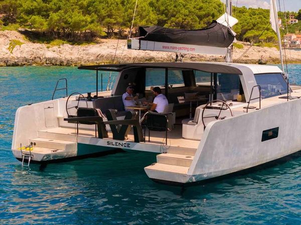 Vaan R4 Electric | Silence