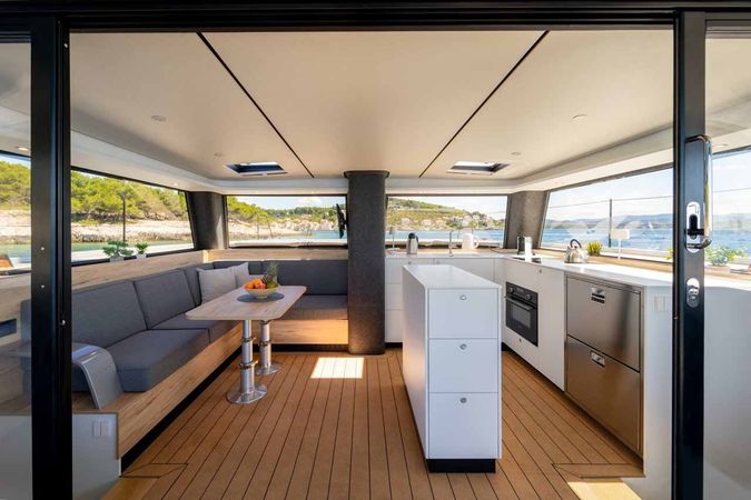 Vaan R4 Electric | Silence