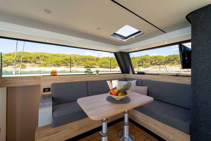 Vaan R4 Electric | Silence