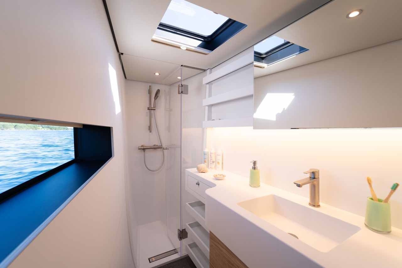 Vaan R4 Electric | Silence