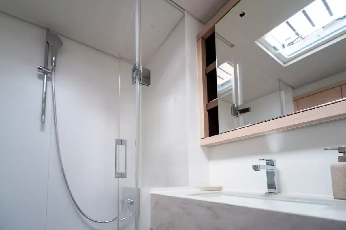 Lagoon Sixty 5 | Gloria