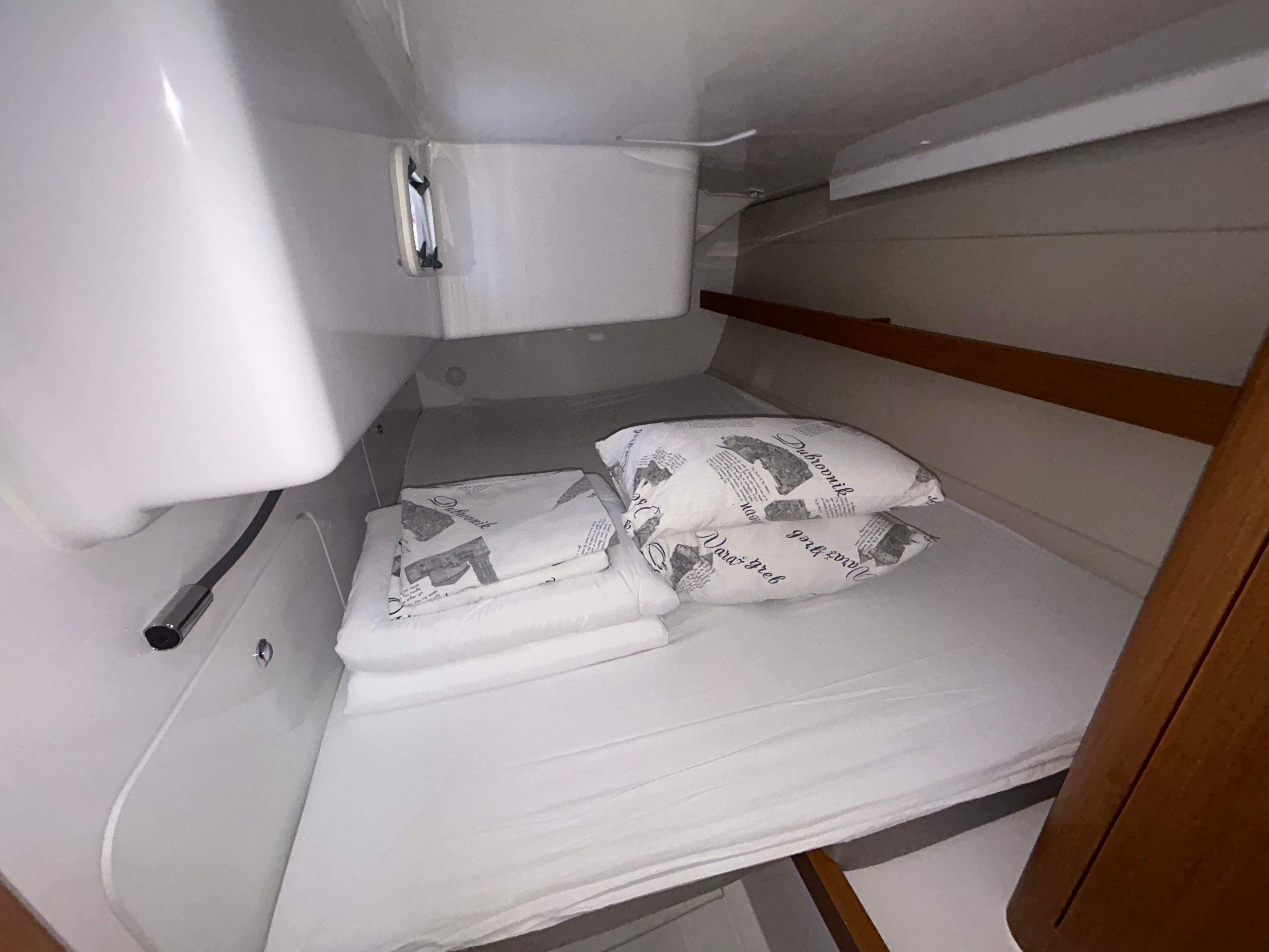 Beneteau First 36 | April