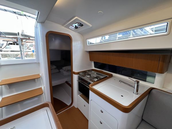 Beneteau First 36 | June