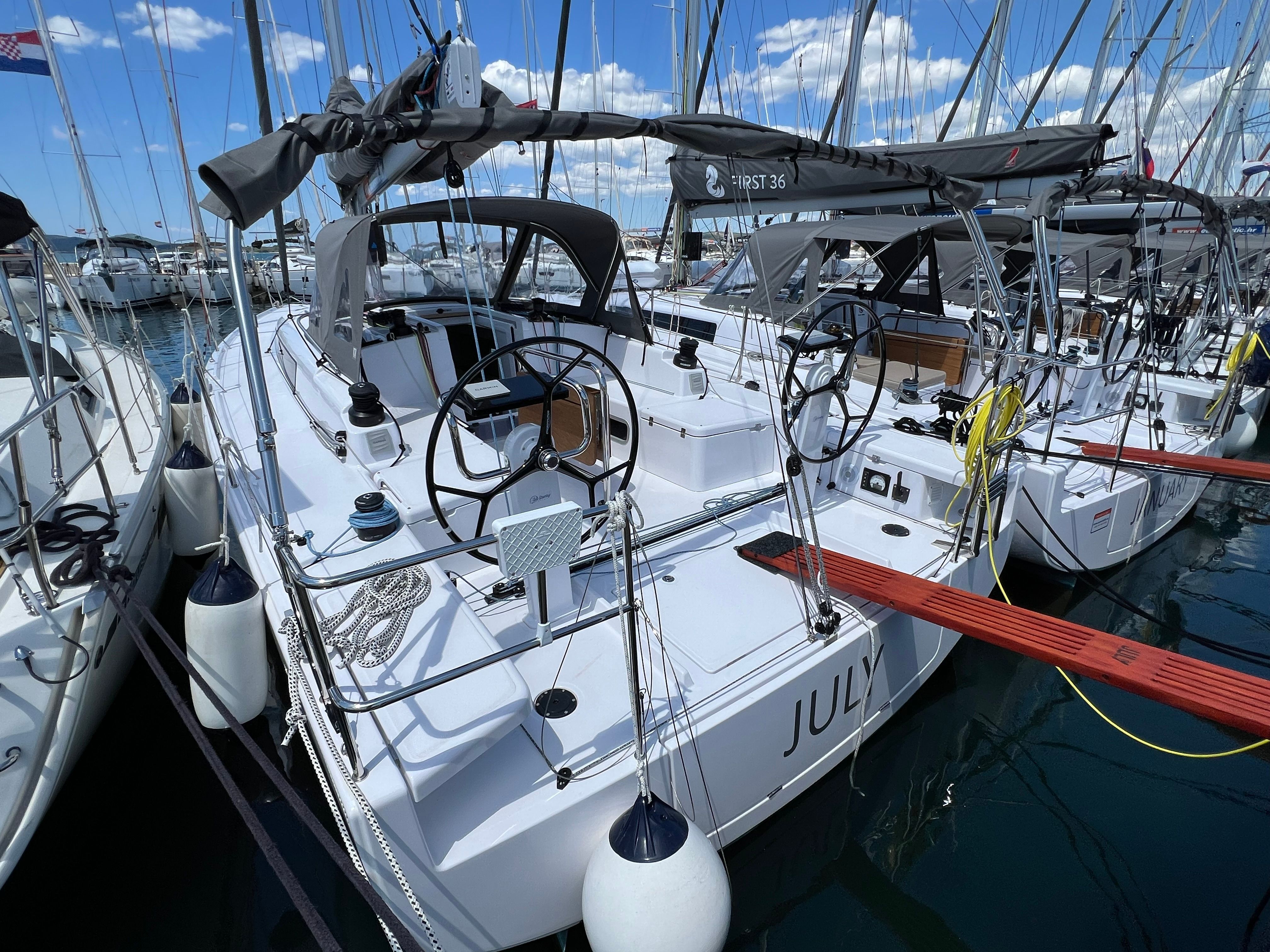 Beneteau First 36 | July