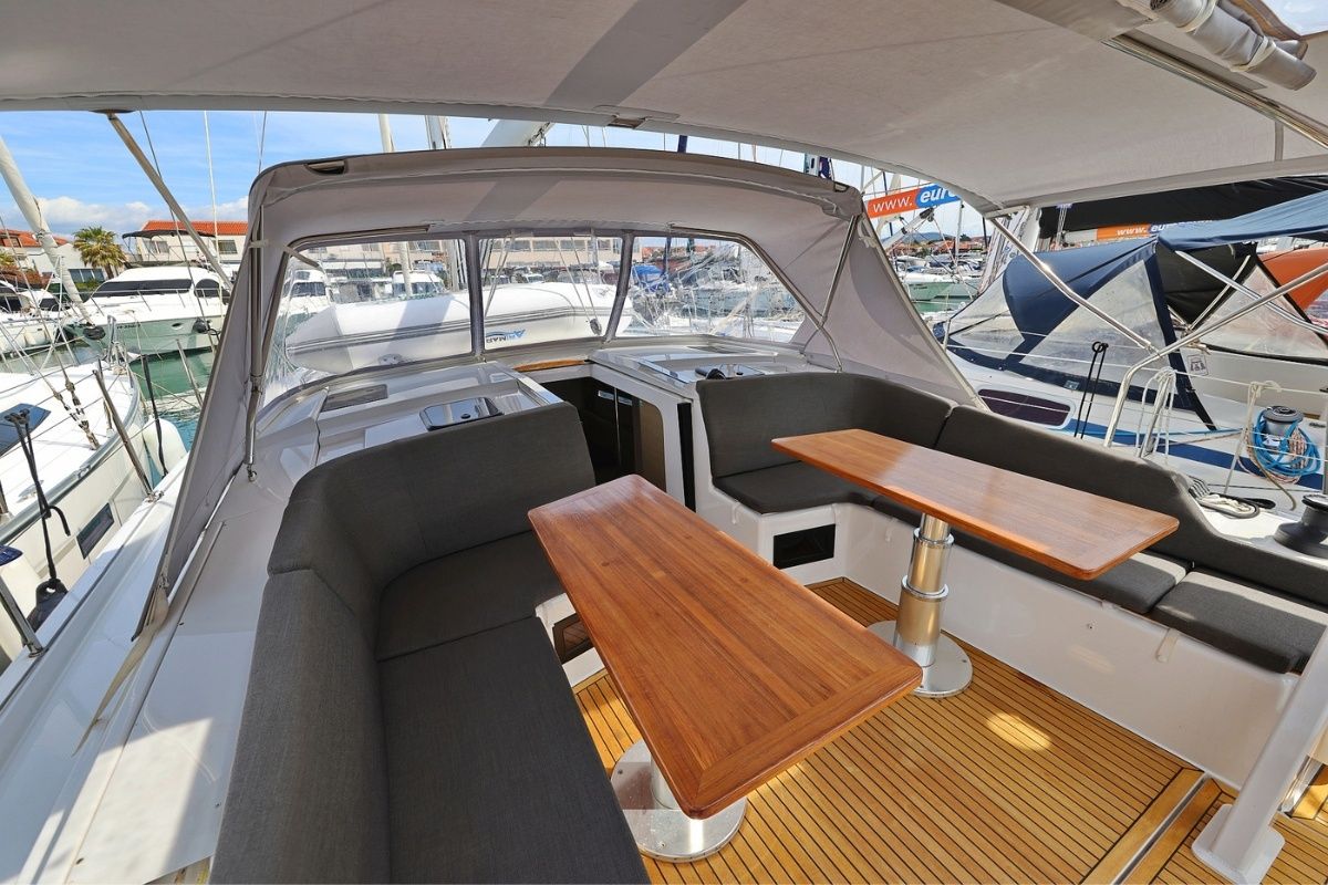 Hanse 410 | Taja