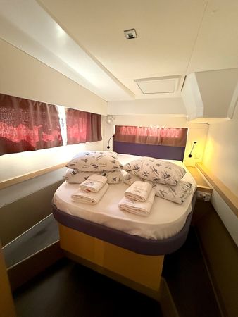 Fountaine Pajot Astrea 42 | Ocean Allure