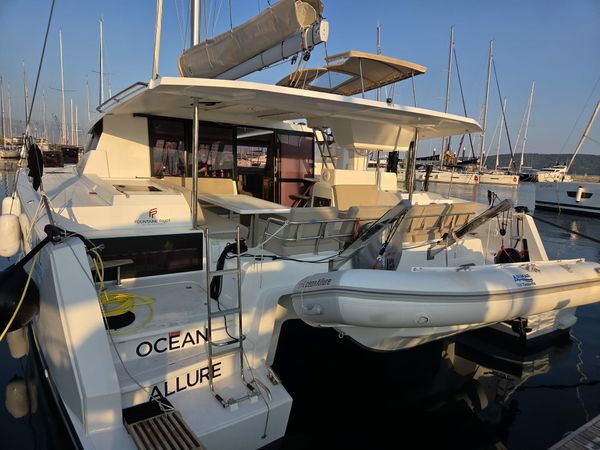 Fountaine Pajot Astrea 42 | Ocean Allure