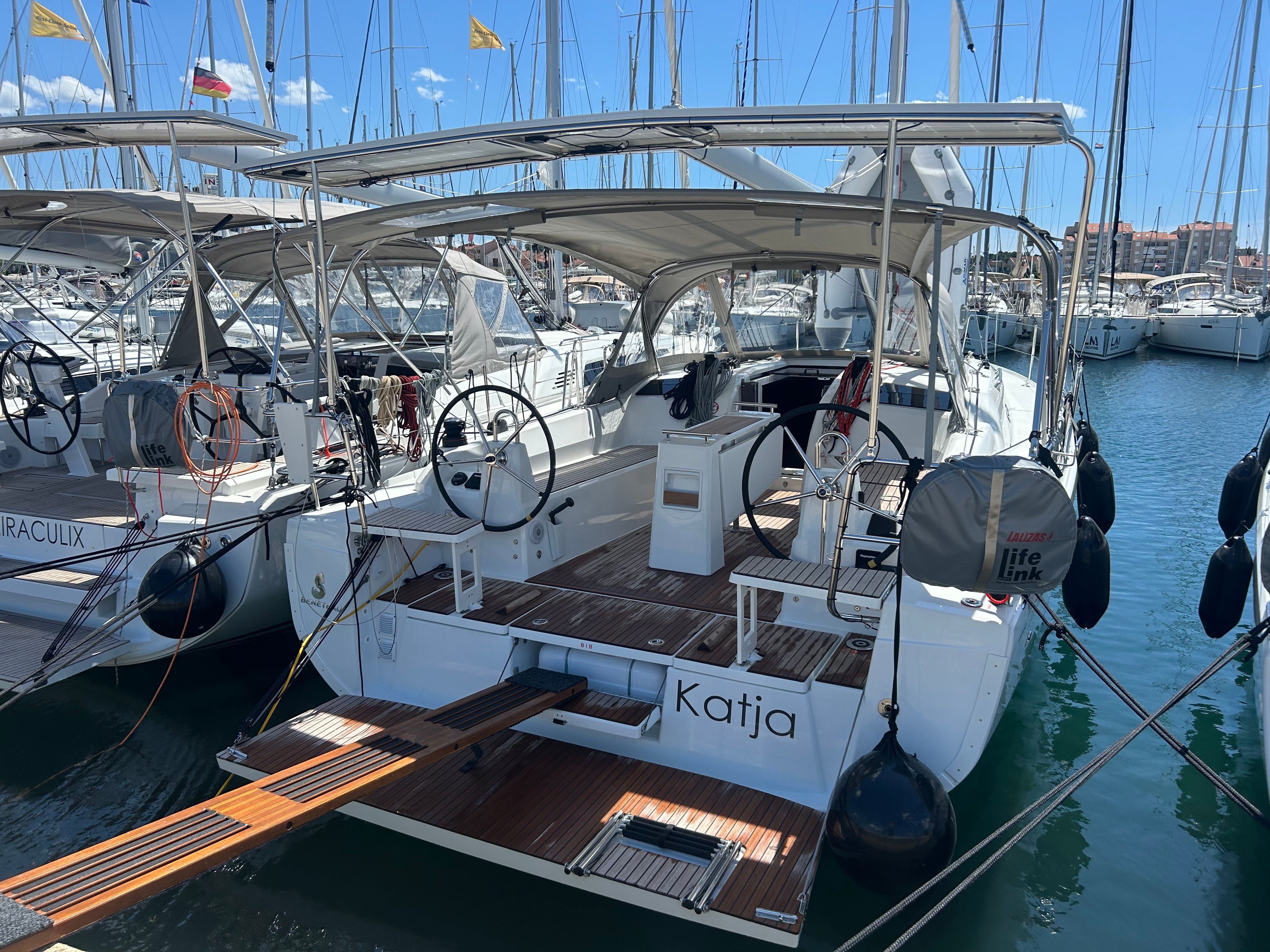 Beneteau Oceanis 37.1 | Katja