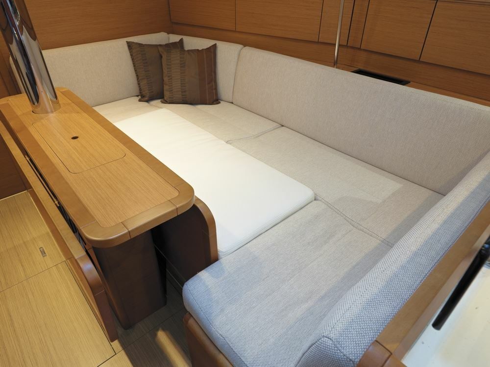 Jeanneau Sun Odyssey 379 | Esprit de Ouessant