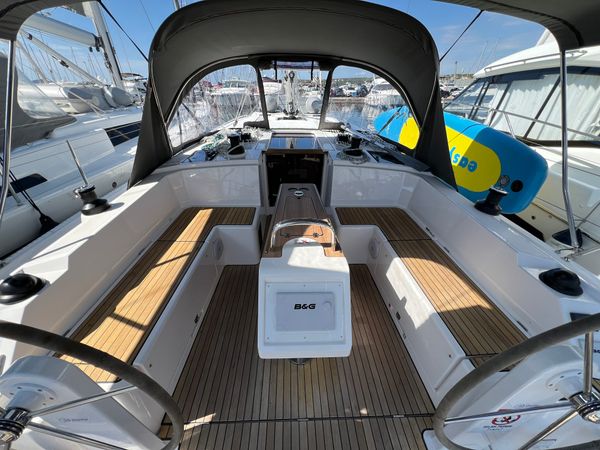 Bavaria C42 | Onyx