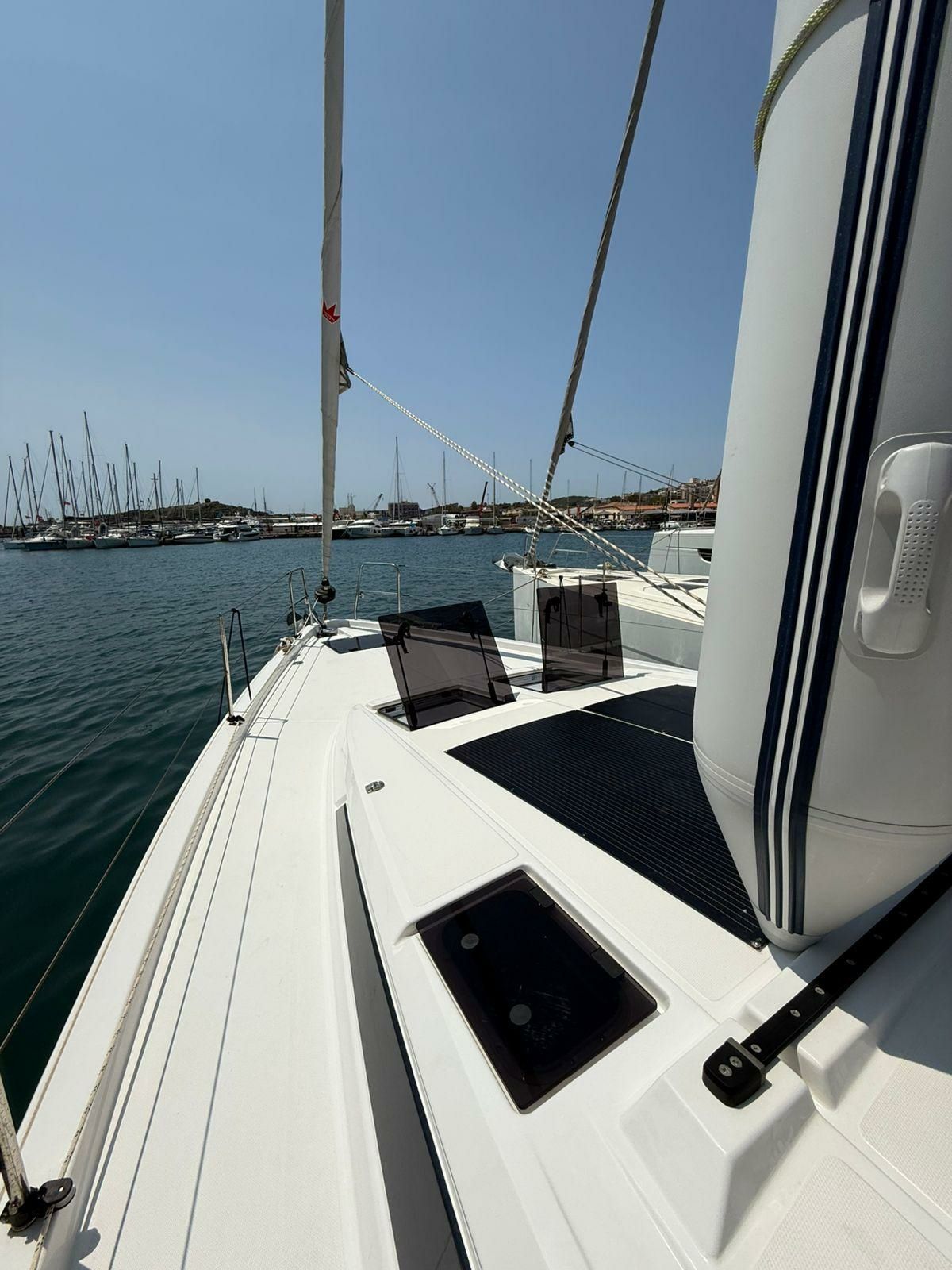 Bavaria C46 | Aegeas