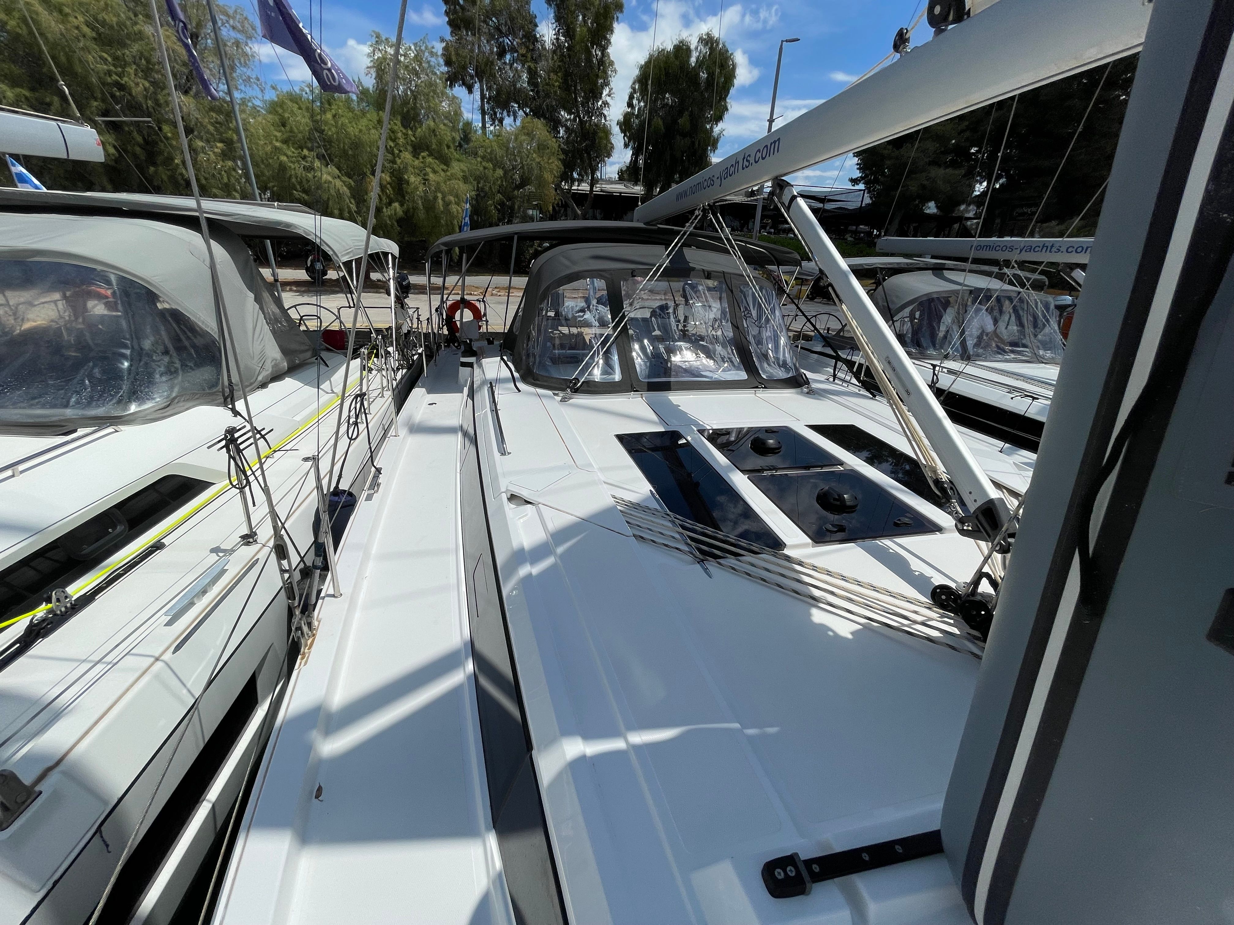 Bavaria C46 | Dimokritos