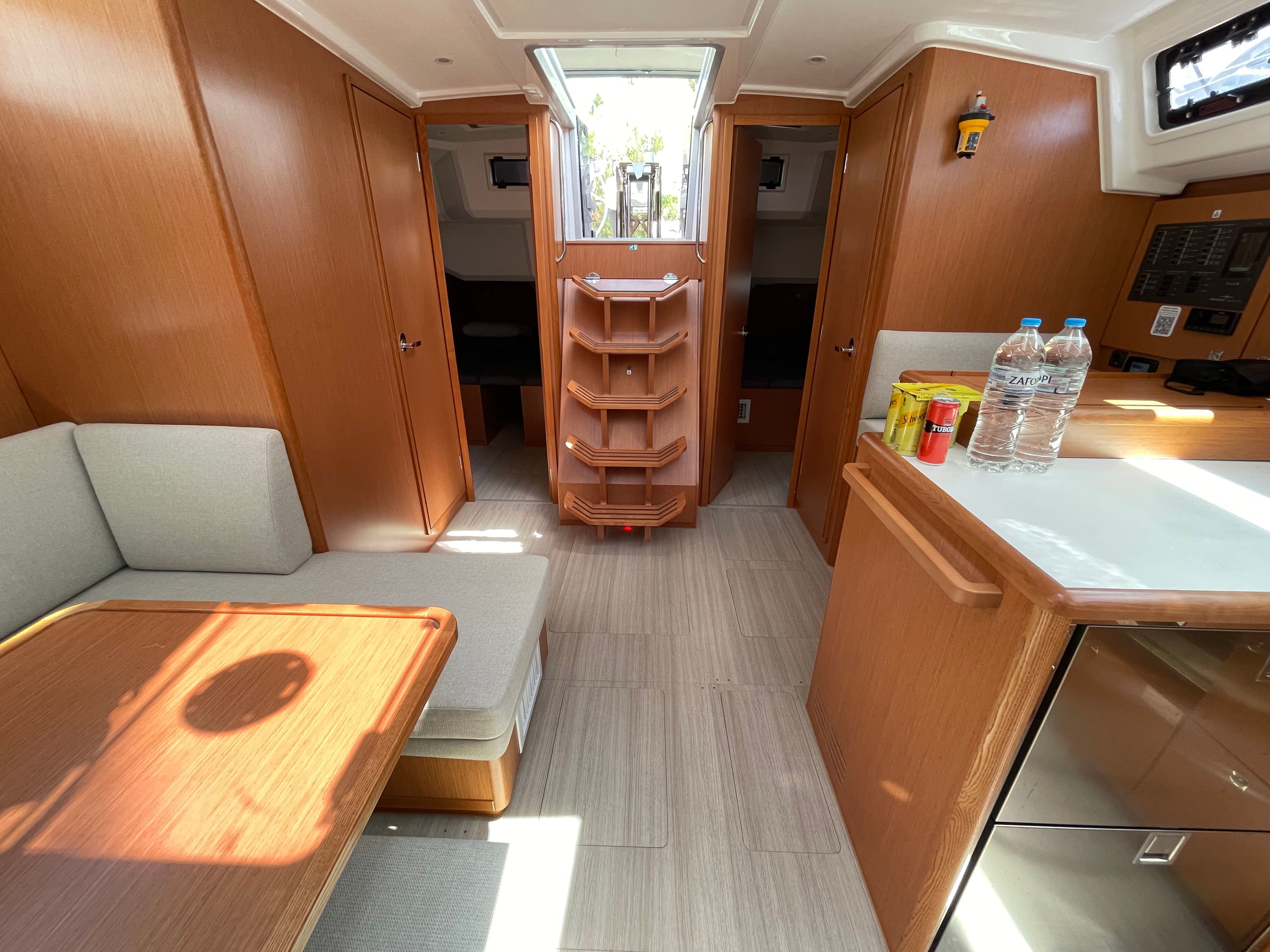 Bavaria C46 | Dimokritos