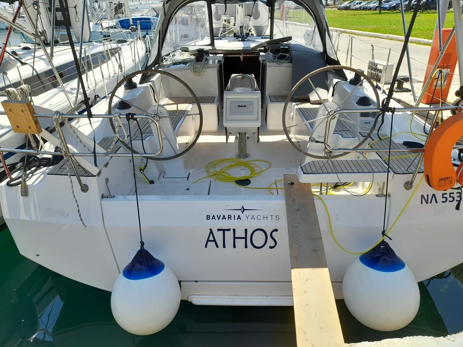 Bavaria C42 | Athos
