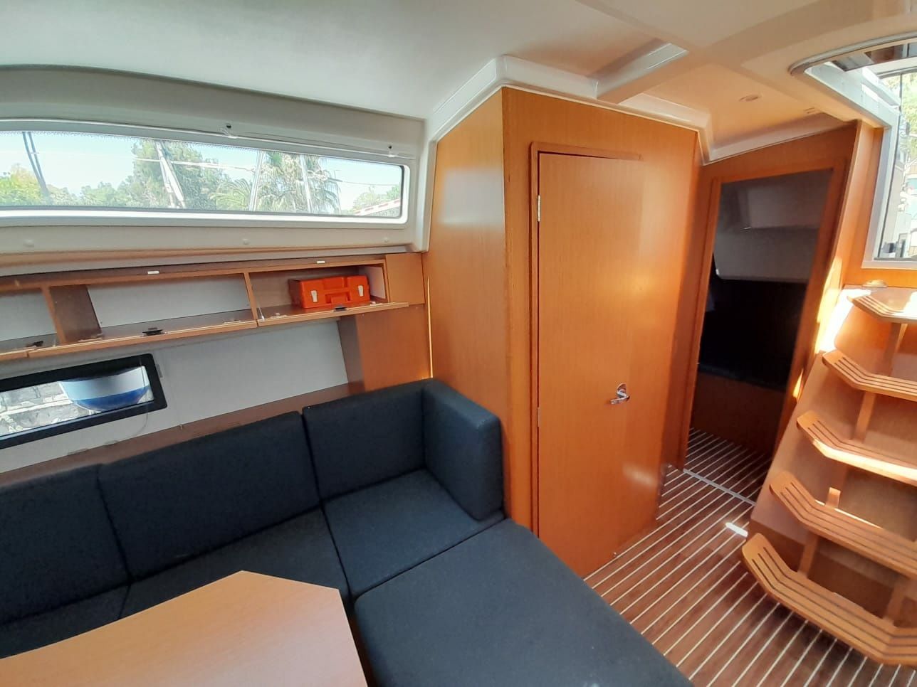 Bavaria C42 | Athos