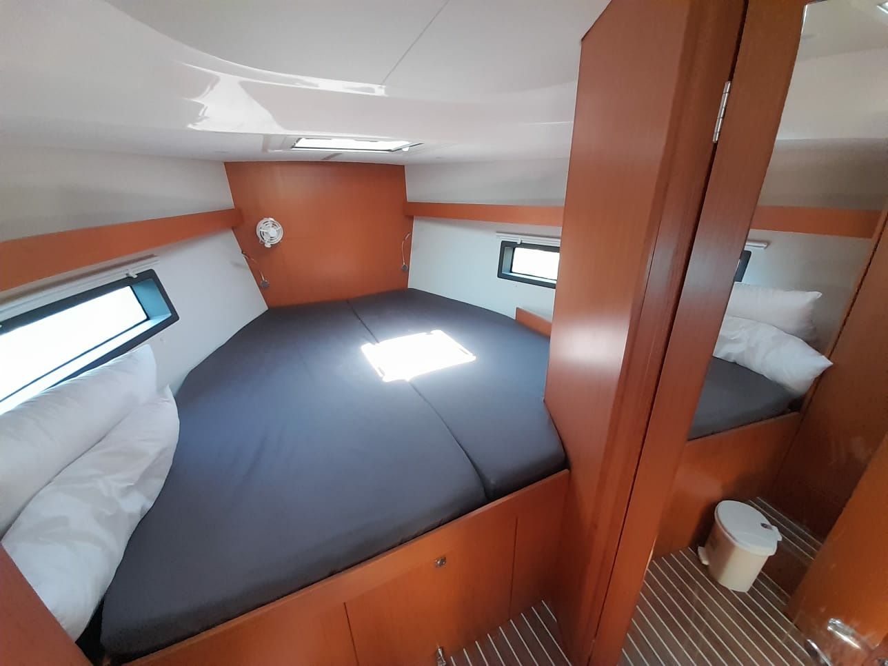Bavaria C42 | Athos