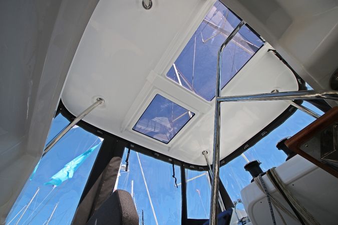 Lagoon 43 | Solution