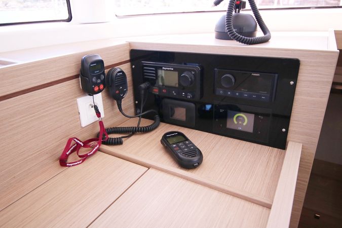 Lagoon 43 | Solution