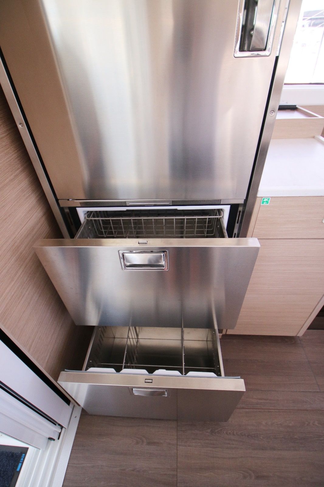 Lagoon 43 | Solution