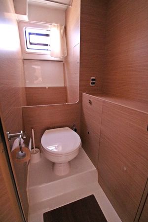 Lagoon 43 | Solution