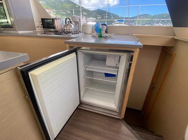 Fountaine Pajot Saba 50 | Canis Majoris