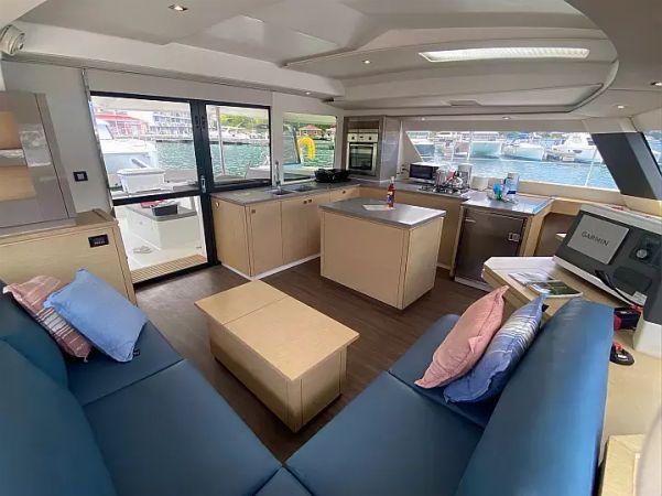 Fountaine Pajot Saba 50 | Canis Majoris