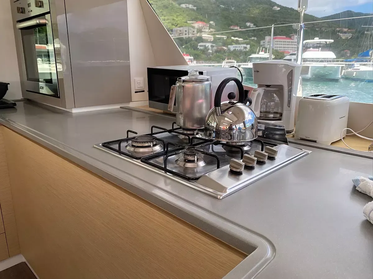 Fountaine Pajot Saba 50 | Canis Majoris