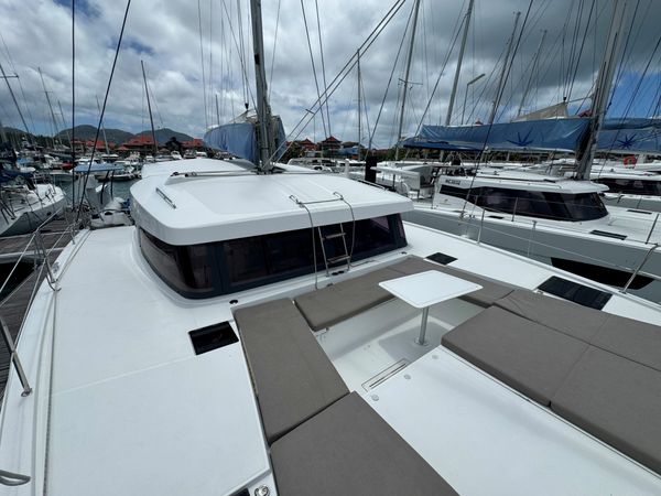 Bali Catsmart | Puss in Boots