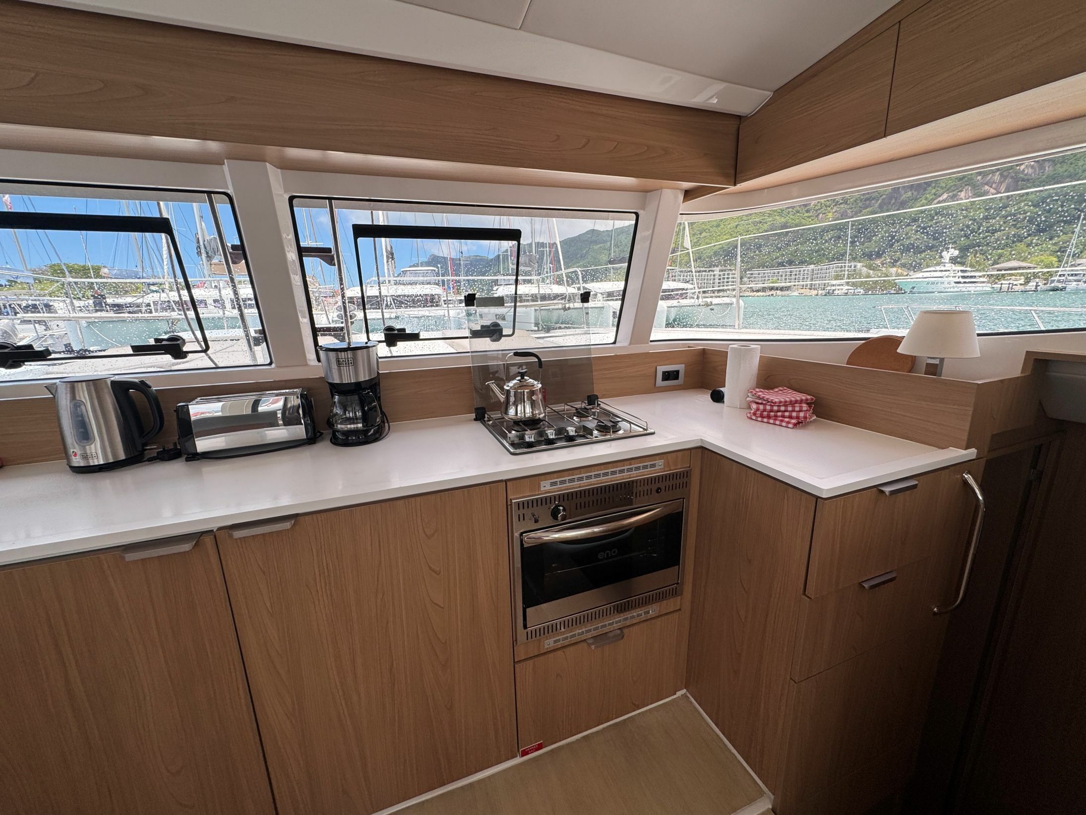 Bali Catsmart | Puss in Boots