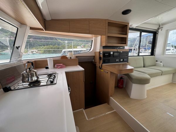 Bali Catsmart | Puss in Boots