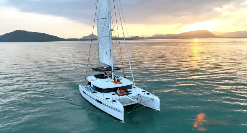 Lagoon 52 F | Sealion