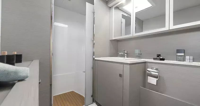 Fountaine Pajot MY6 | Mona Lisa