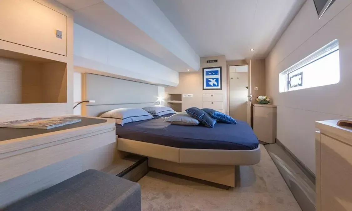 Fountaine Pajot MY6 | Mona Lisa