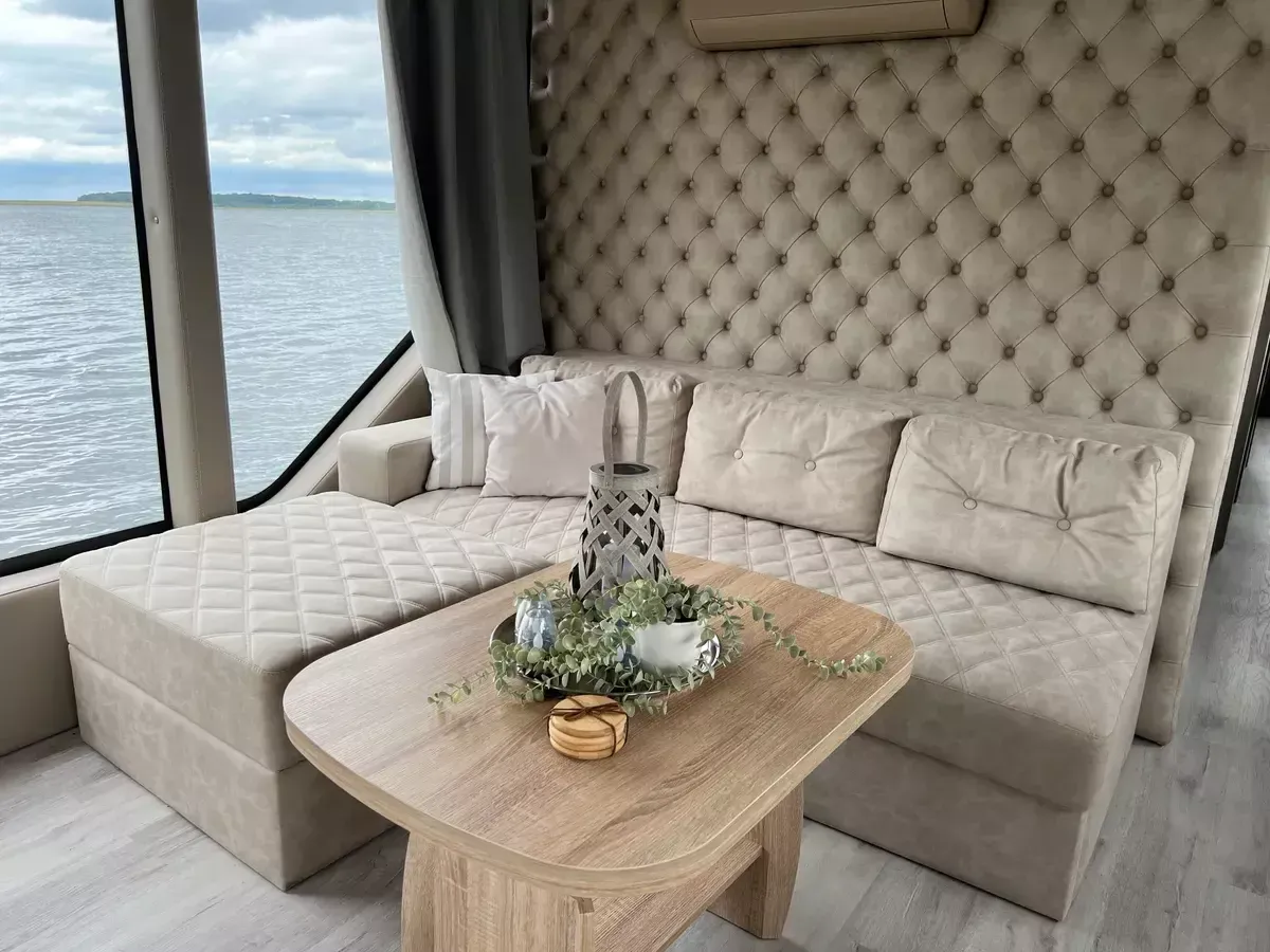 Houseboat Luxboot | Luxboot 2