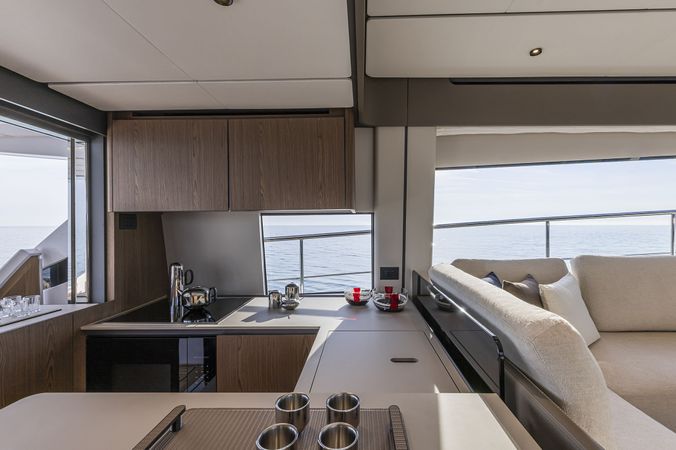 Ferretti 580 | Daeni