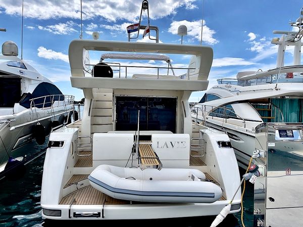 Eminence X6 | La Vie
