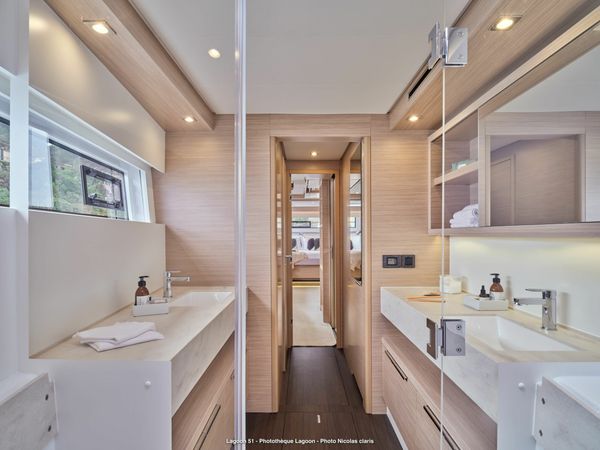 Lagoon 51 | Queen Alexandra