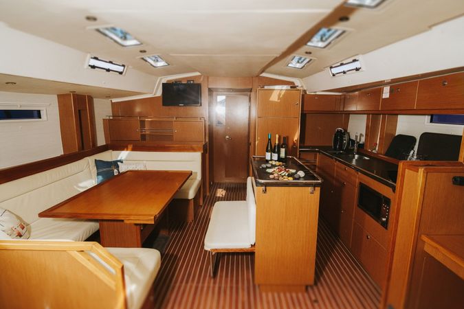 Bavaria Cruiser 55 | Lady Sunshine