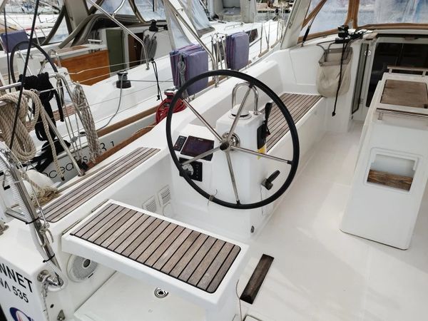 Beneteau Oceanis 38.1 | Jannet
