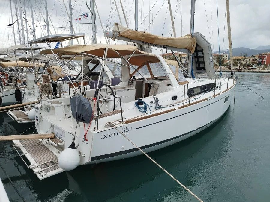 Beneteau Oceanis 38.1 | Jannet