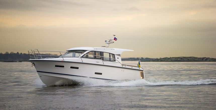 Nimbus 305 Coupe | Forlux