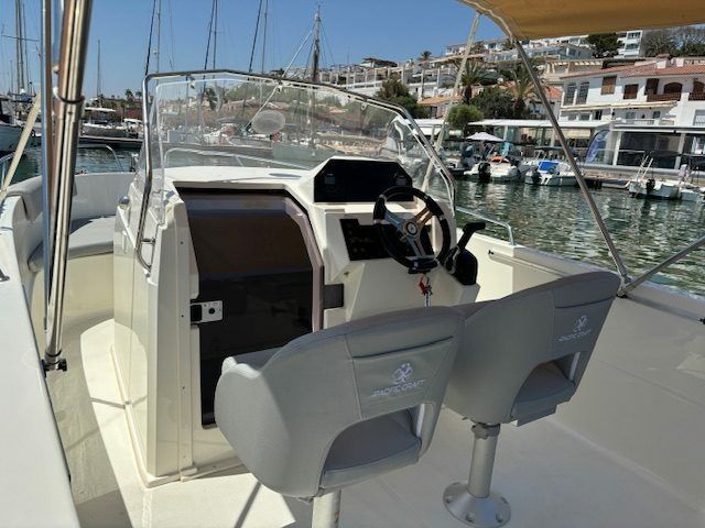 Pacific Craft 670 | 150