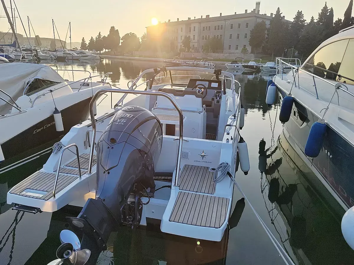 Jeanneau Cap Camarat 755 | Silas