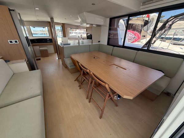 Bali 4.8 | Alacritas