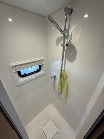 Bali 4.8 | Alacritas