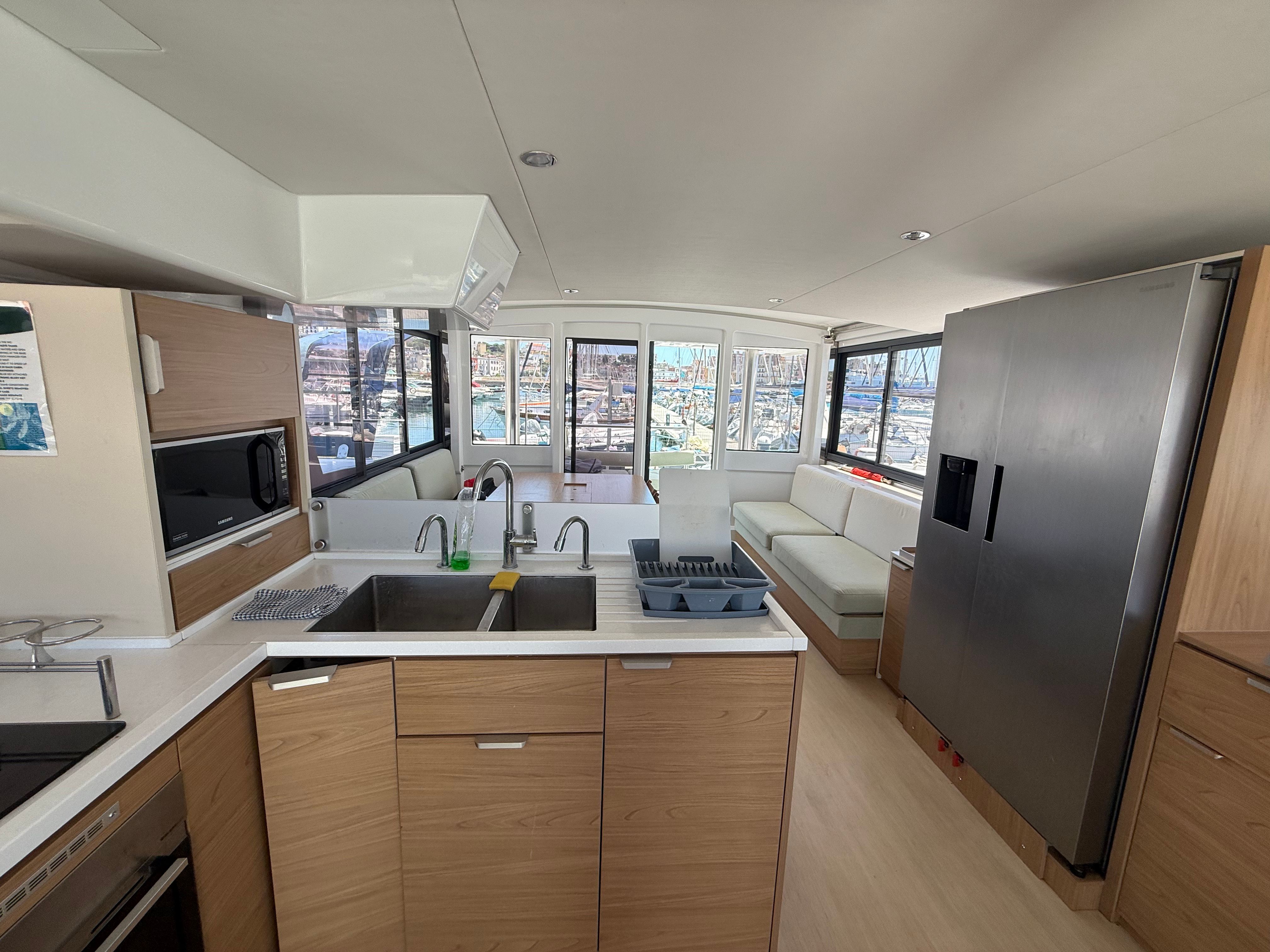 Bali 4.8 | Alacritas