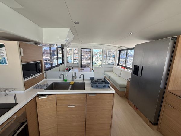 Bali 4.8 | Alacritas