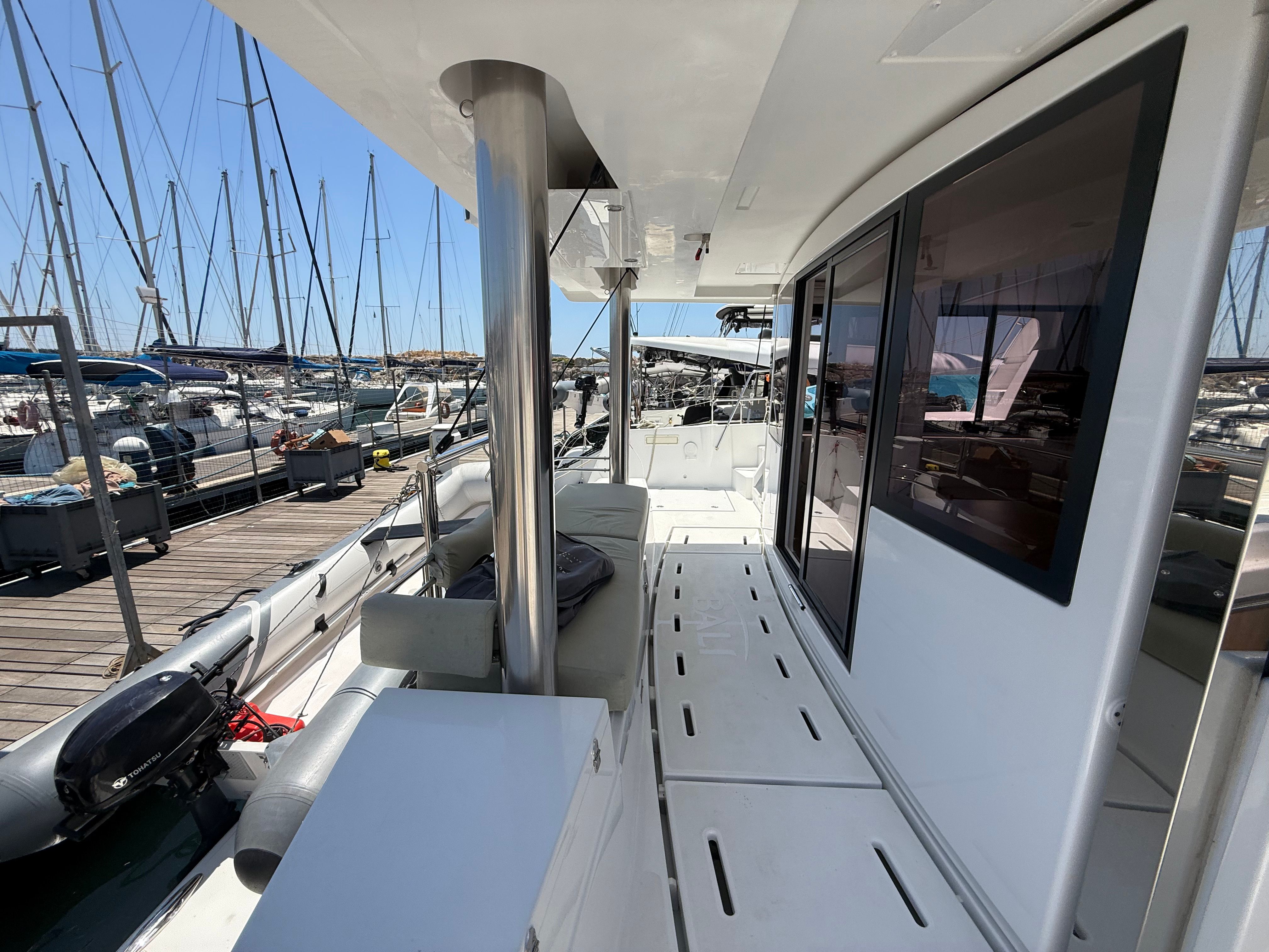 Bali 4.8 | Alacritas