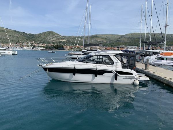 Bavaria Sport 330 | Sunset